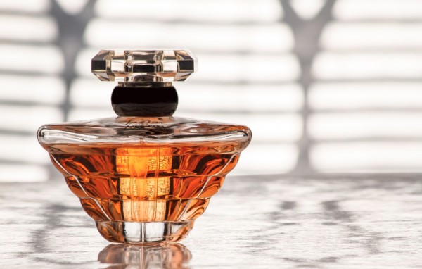CHANEL・GUCCI・HERMES・Diorなどの高級ブランド香水の量り売り